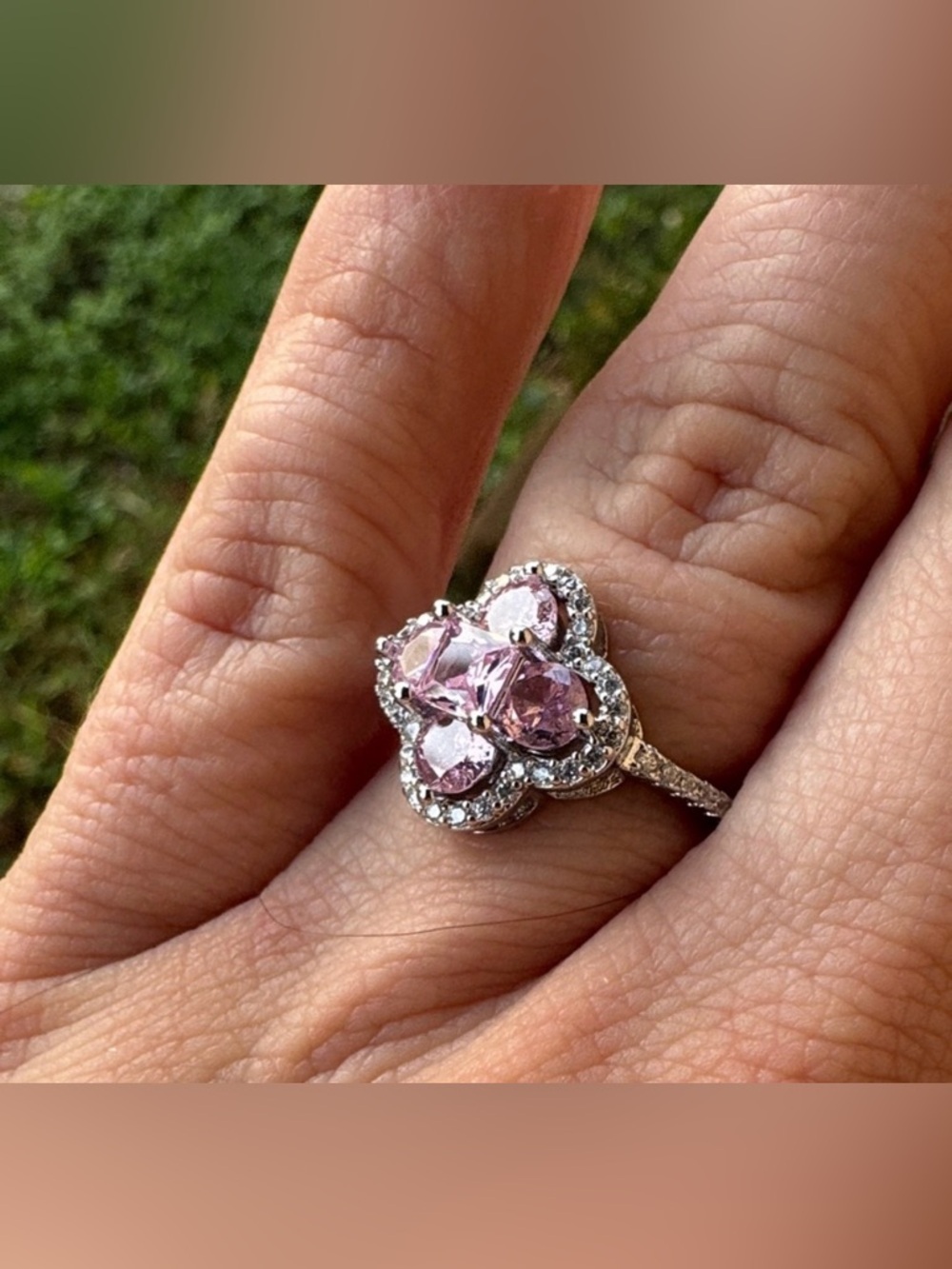 Pink Halo Cluster Ring Women's Silver Clove Size 6 New gorgeous, elegant